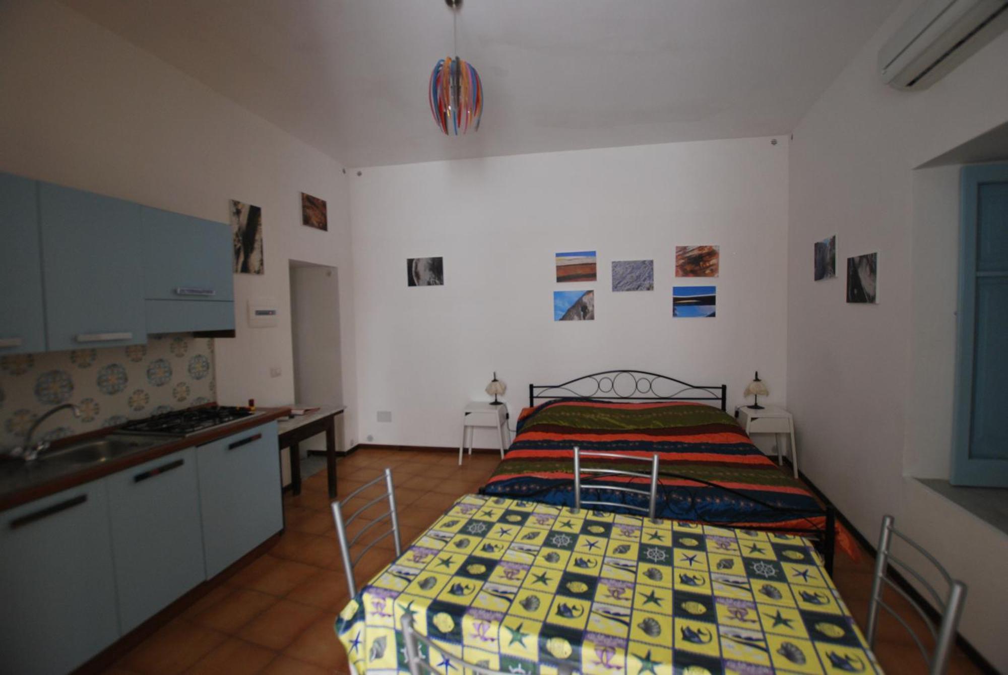 Vulcanoconsult Appartamenti Spiaggia Lipari  Oda fotoğraf